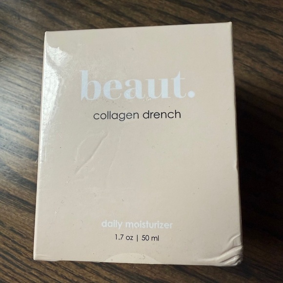 Beaut Beauty Co- Collagen Drench Daily Moisturizer - Picture 3 of 7